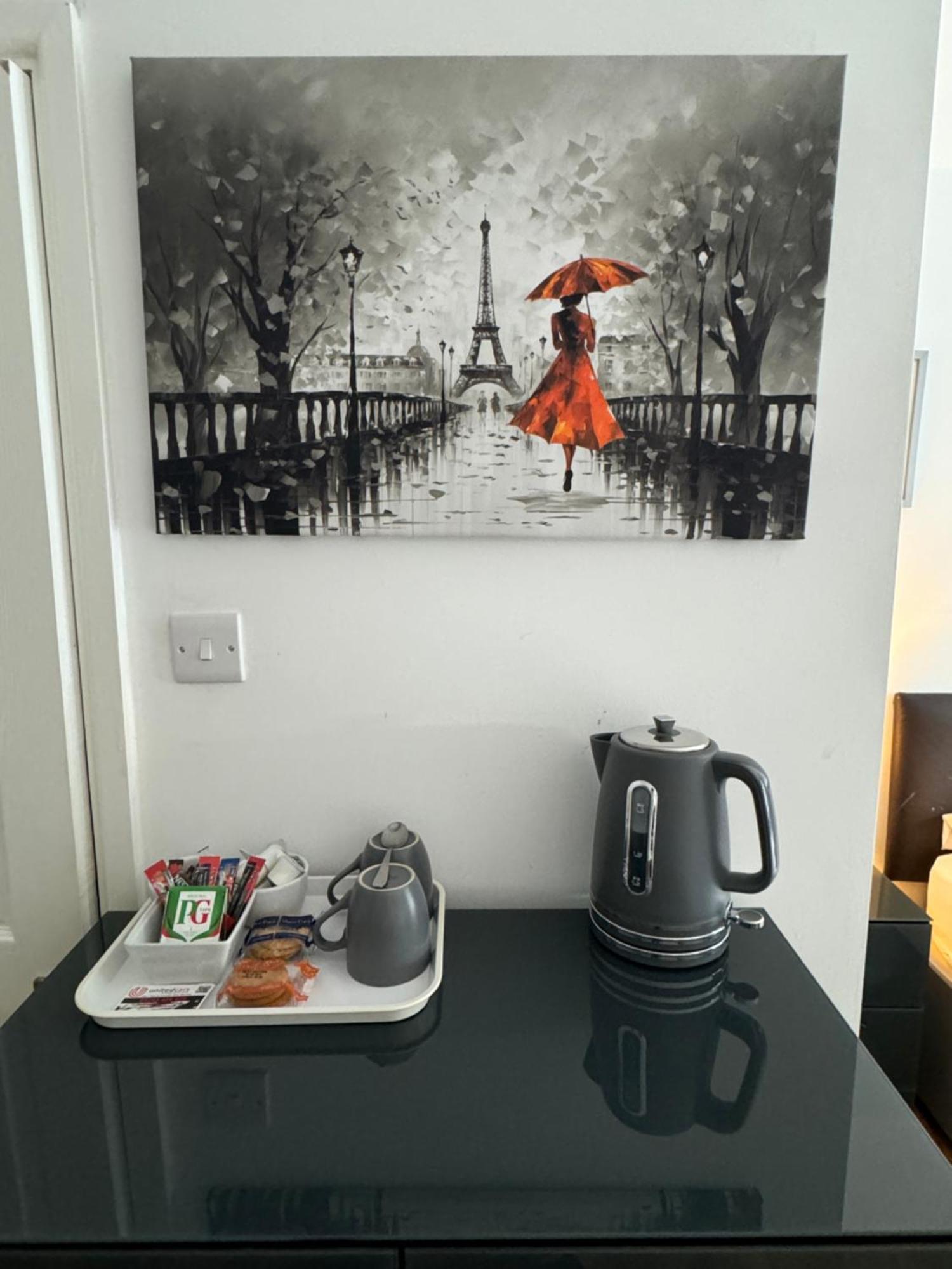 Oakhurst Gatwick B&B Crawley  Bagian luar foto